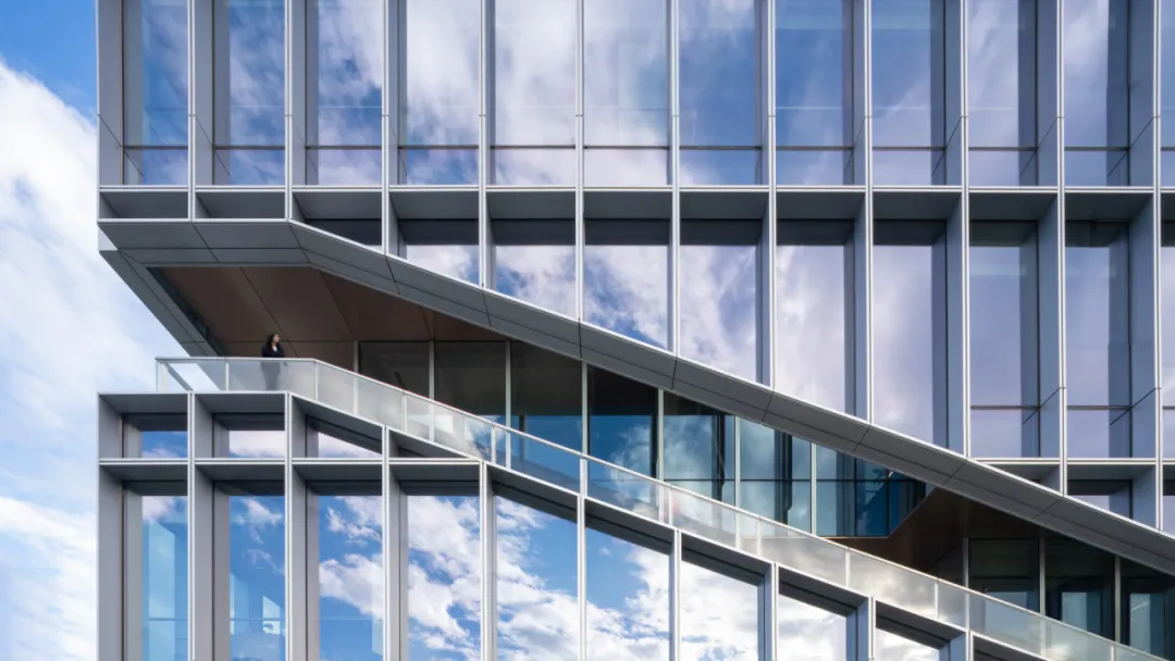 1720147559448003C30D.jpg 641.jpg